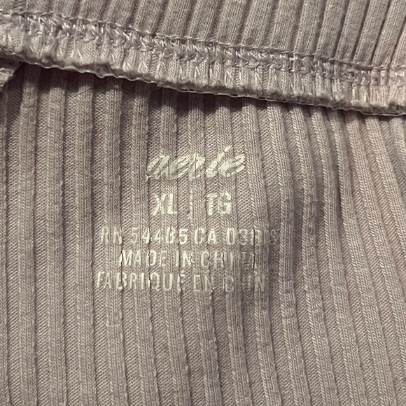 Aerie super flare legging - Picture 2 of 4